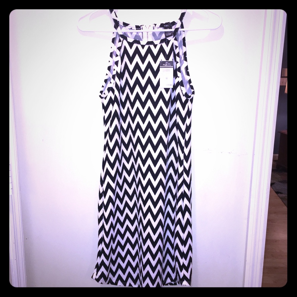 Chevron dress NWT
